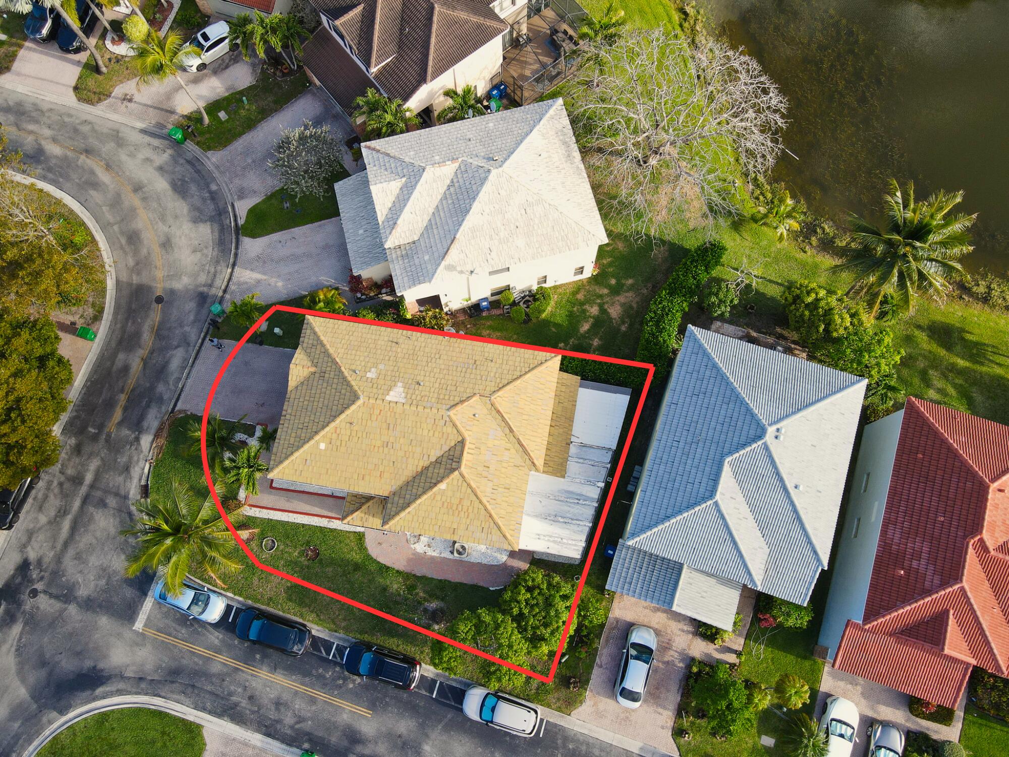 COUNTRY CLUB VILLAGE - Residential