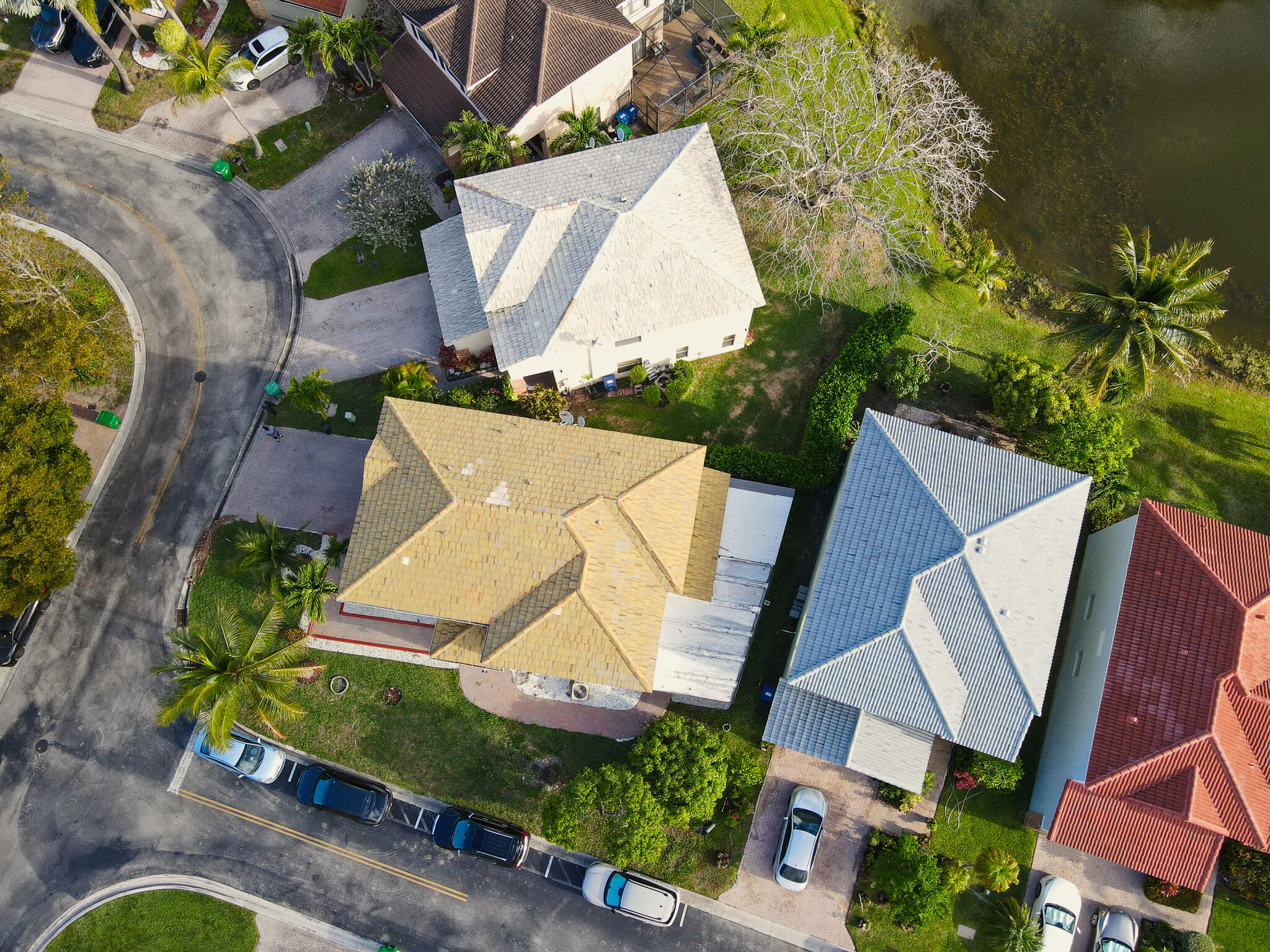 COUNTRY CLUB VILLAGE - Residential