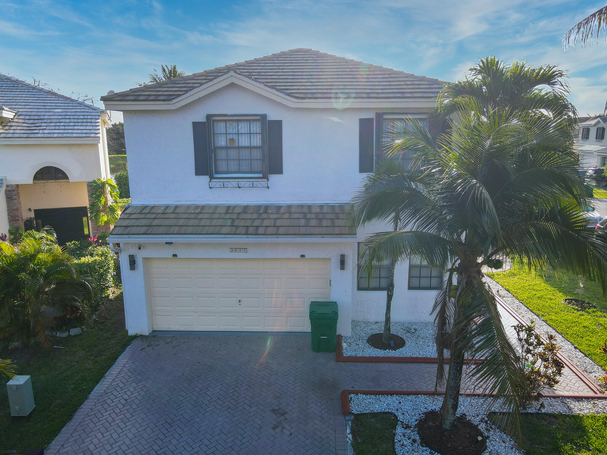 COUNTRY CLUB VILLAGE - Residential