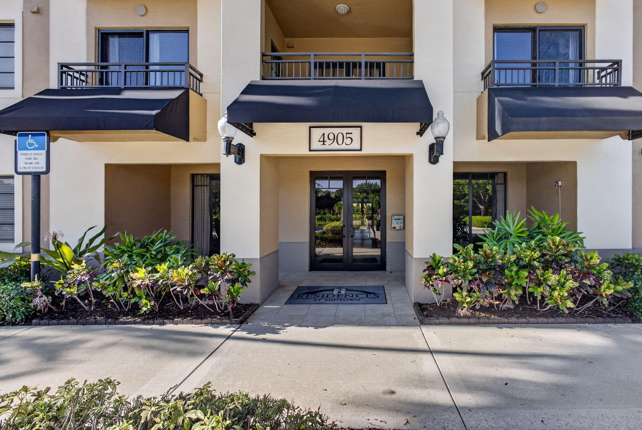 4905 Midtown Lane 2211