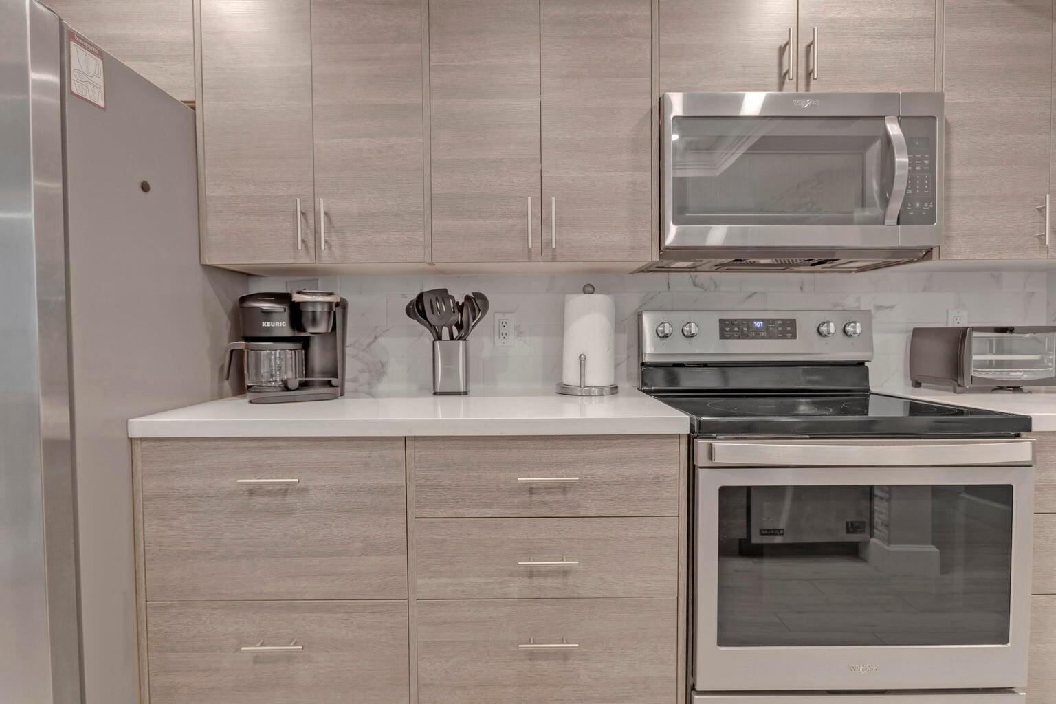 LAVERS DELRAY RACQUET CLUB CONDO - Residential Lease