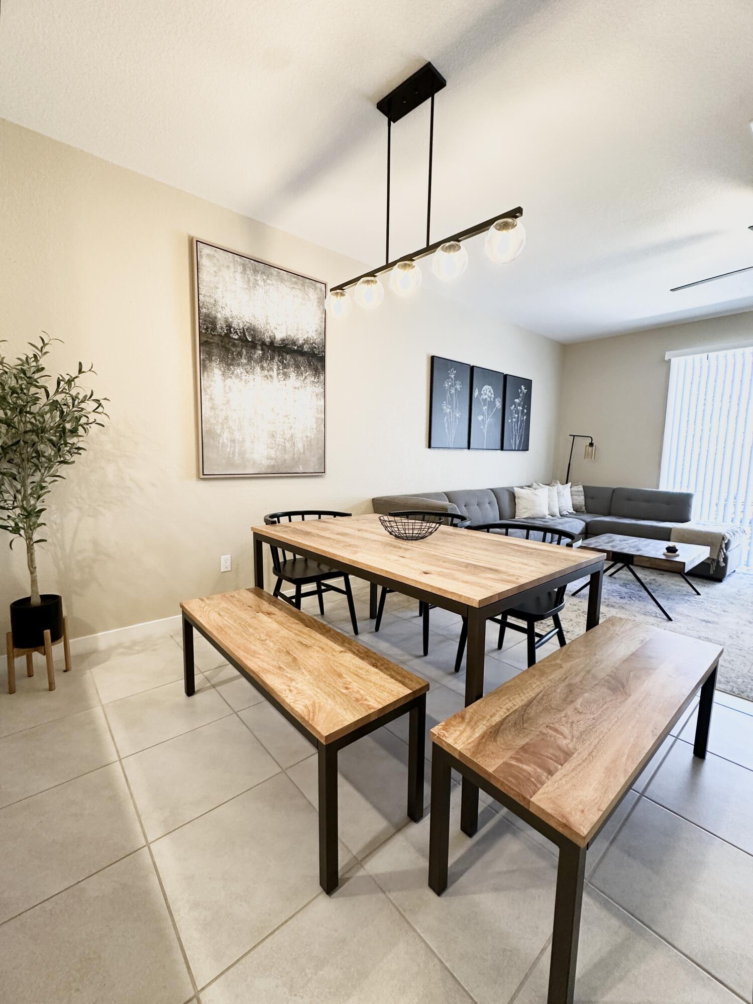 RIVIERA COVE - Residential Lease