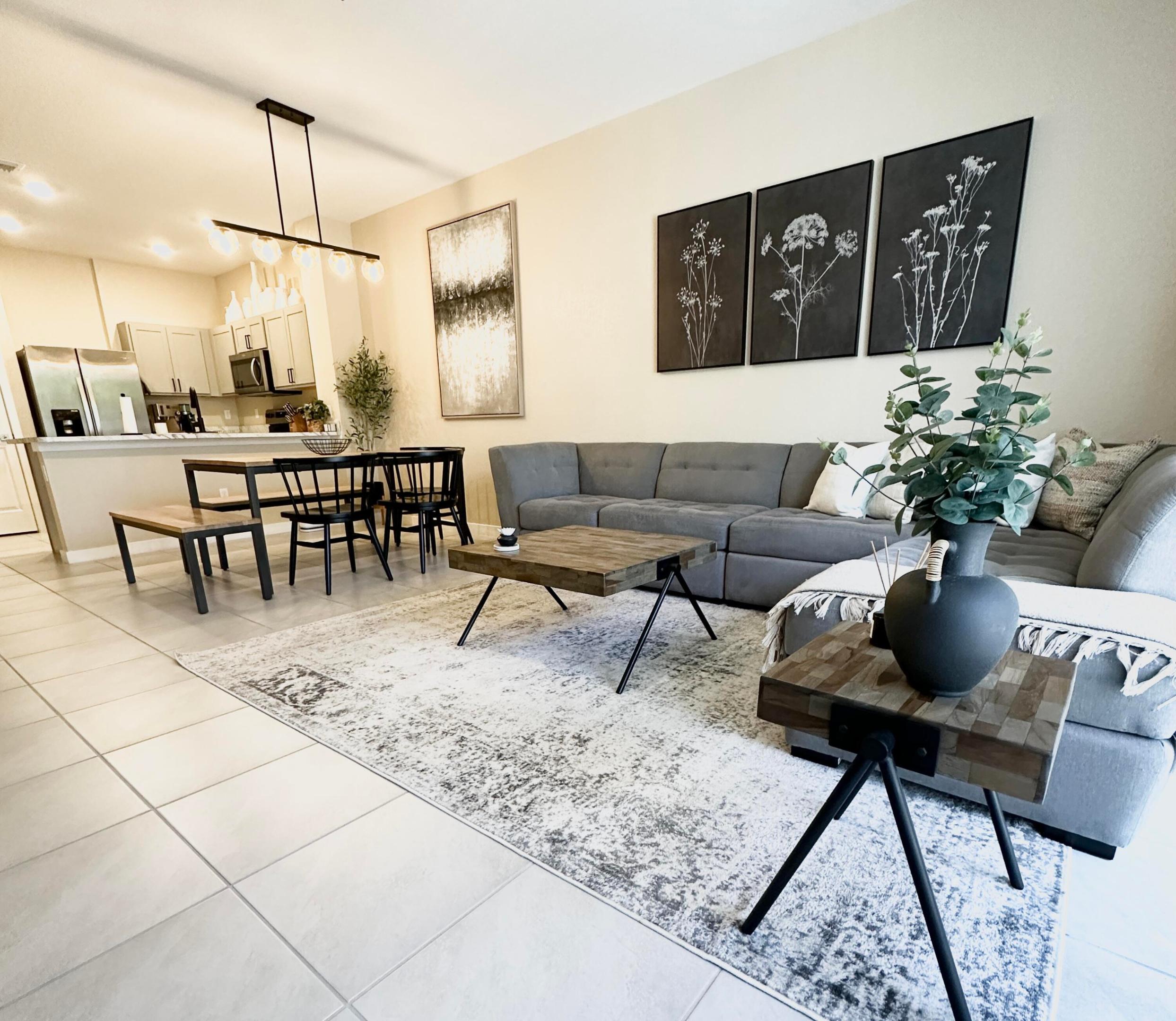 RIVIERA COVE - Residential Lease