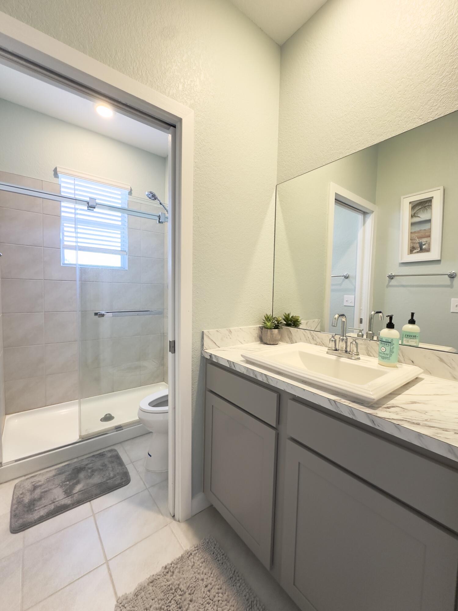 RIVIERA COVE - Residential Lease