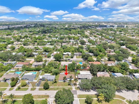 Tiny photo for 4723 NW 4TH Street, Plantation, FL 33317 (MLS # B26070023)