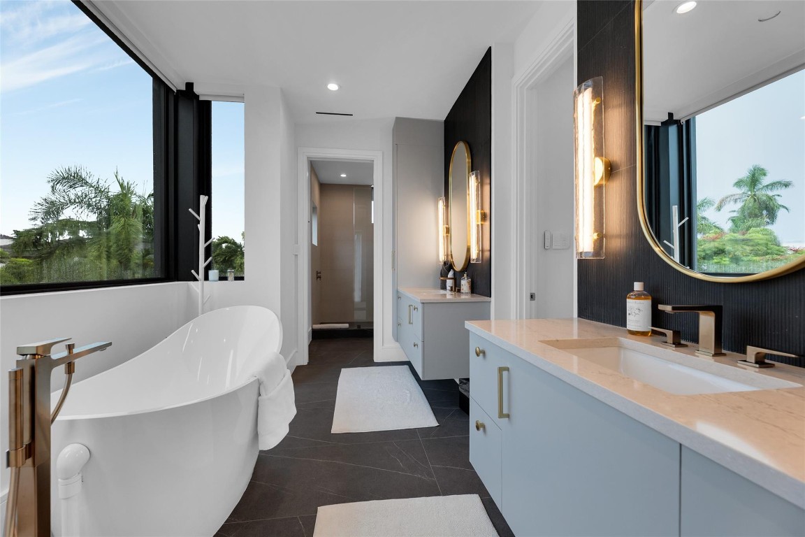 Lauderdale Harbors Sec A - Residential