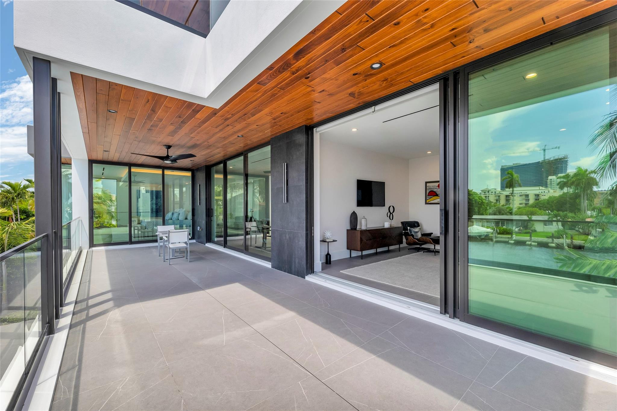 Lauderdale Harbors Sec A - Residential