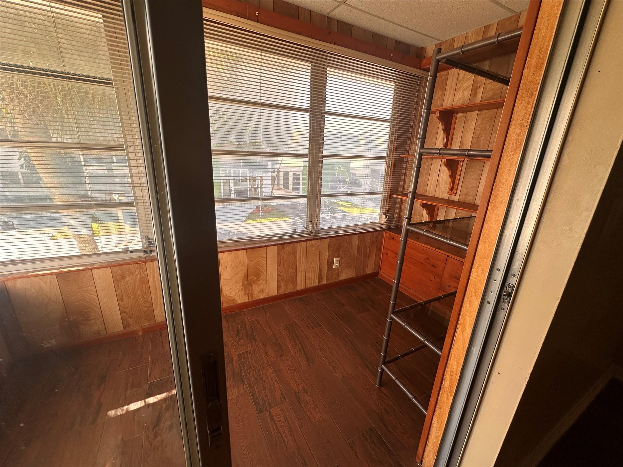 CASTLE APARTMENTS 9 CONDO - Residential Lease