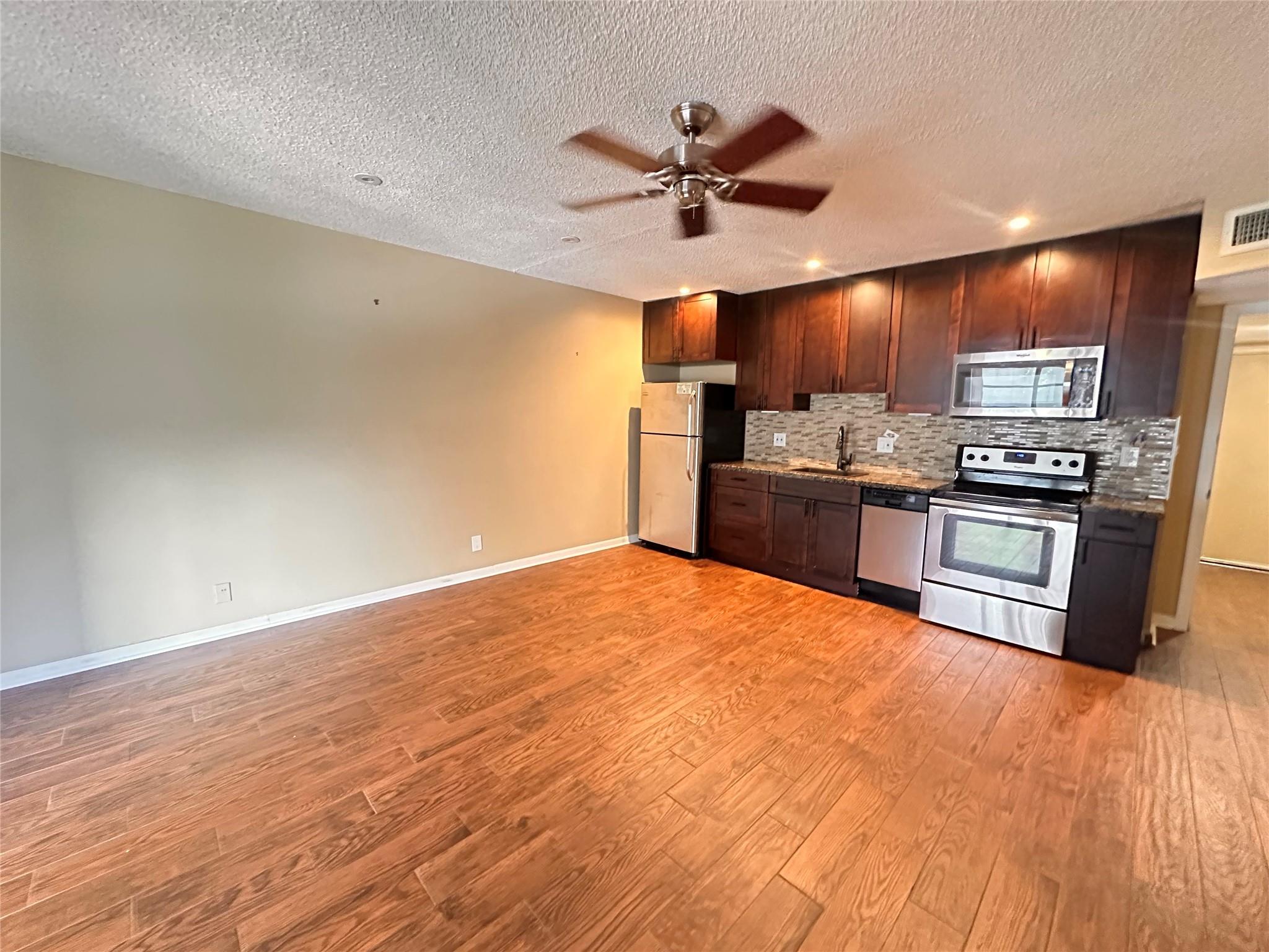 CASTLE APARTMENTS 9 CONDO - Residential Lease