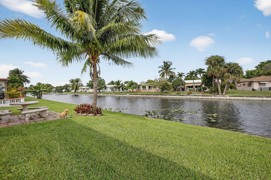 Mainlands Of Tamarac Lake - Residential