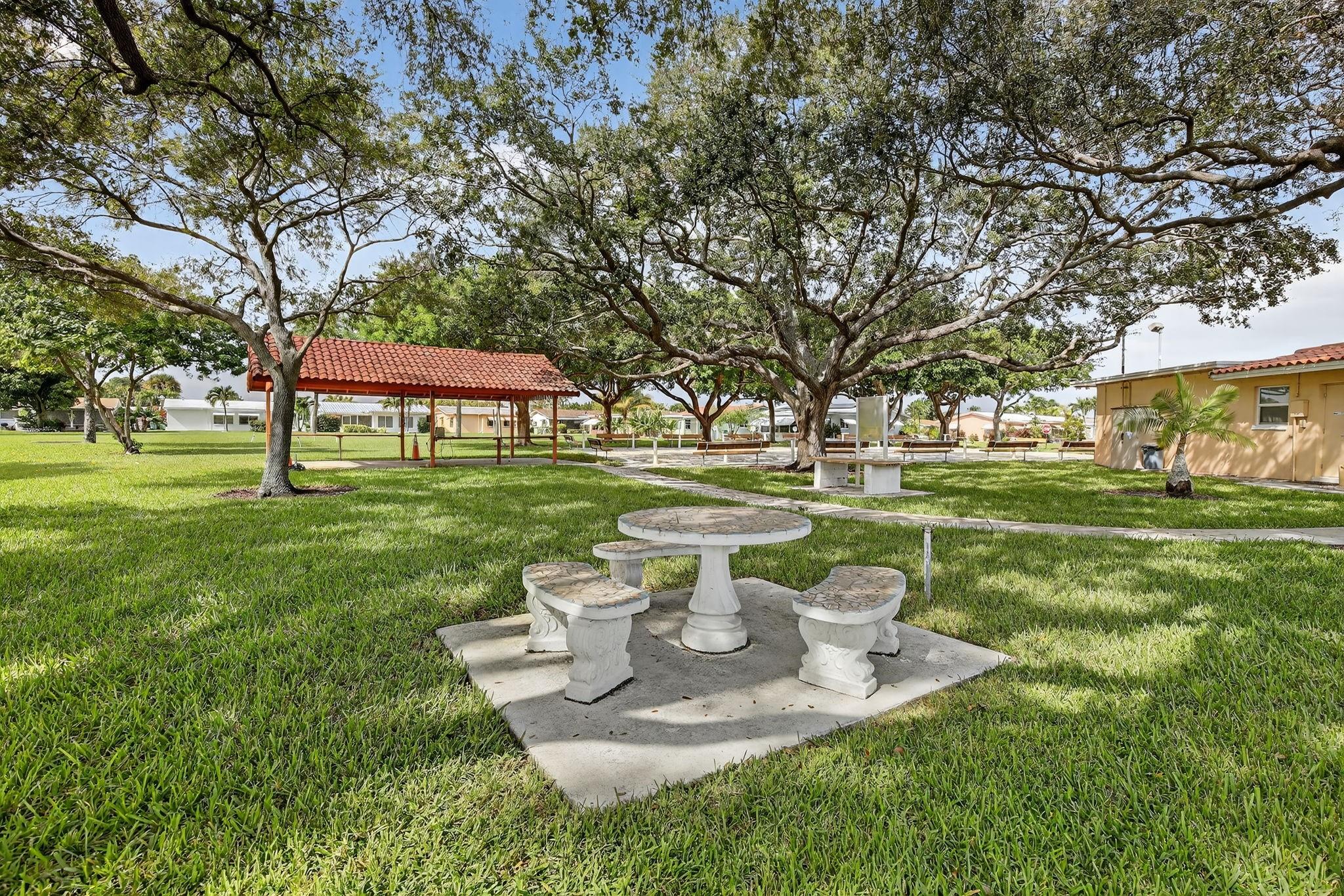 Mainlands Of Tamarac Lake - Residential