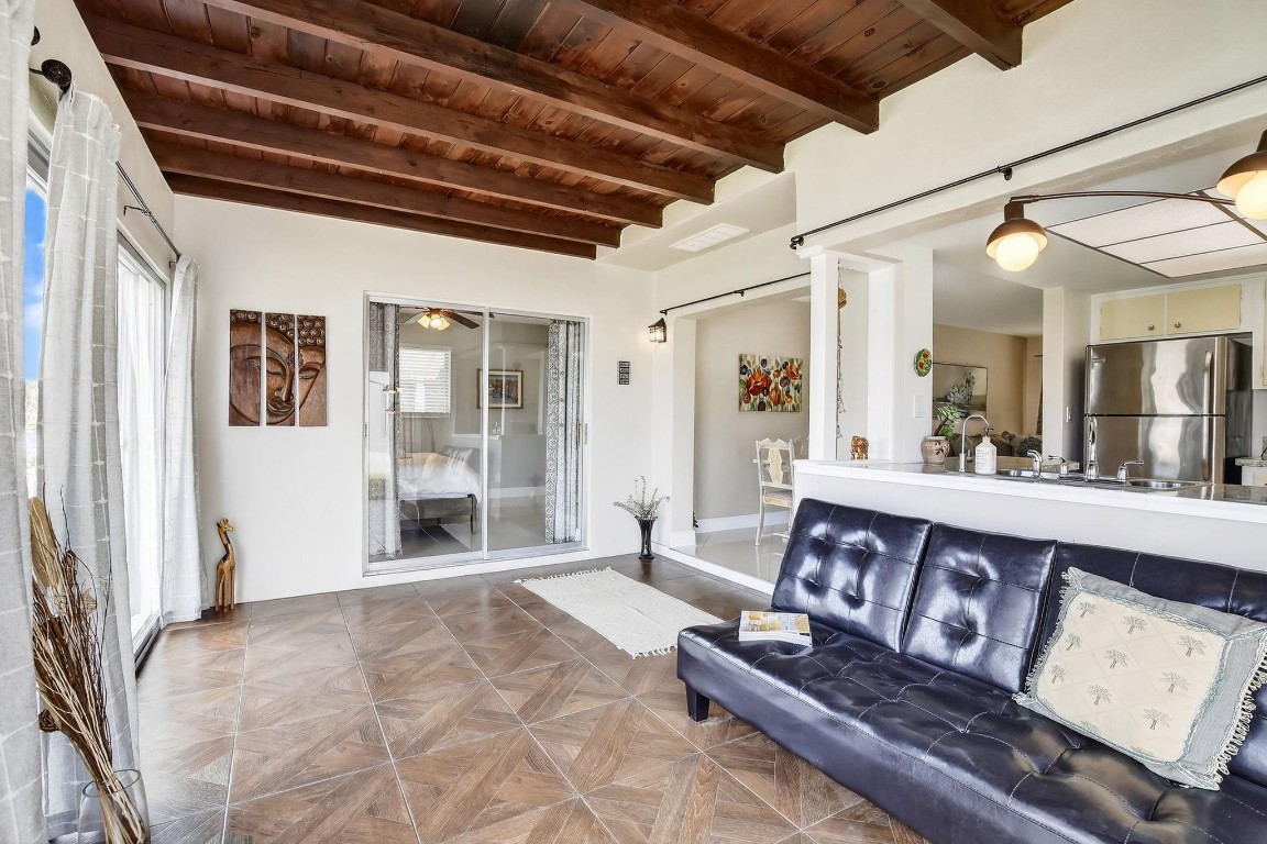 Mainlands Of Tamarac Lake - Residential