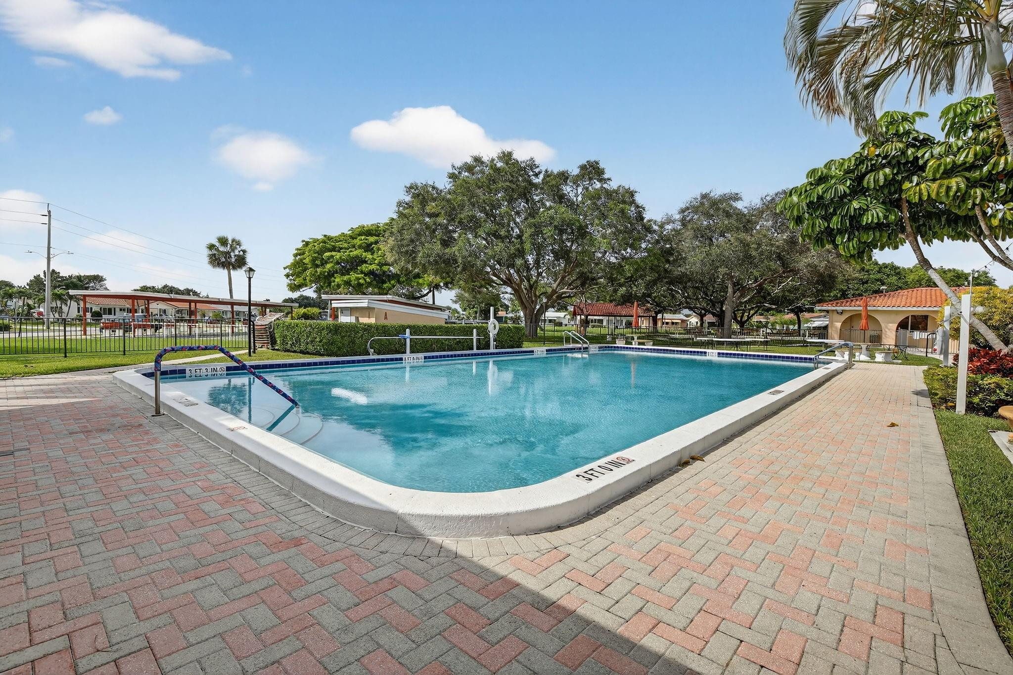 Mainlands Of Tamarac Lake - Residential