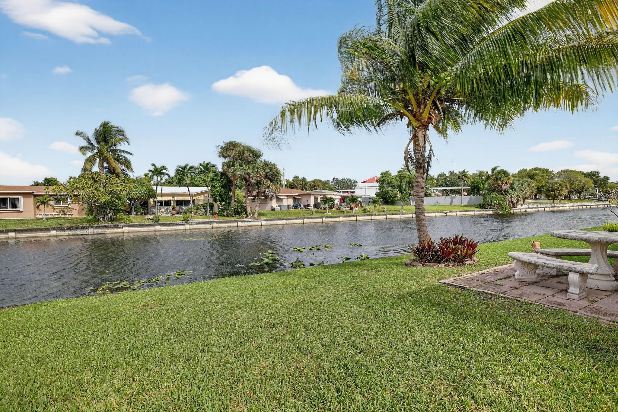 Mainlands Of Tamarac Lake - Residential
