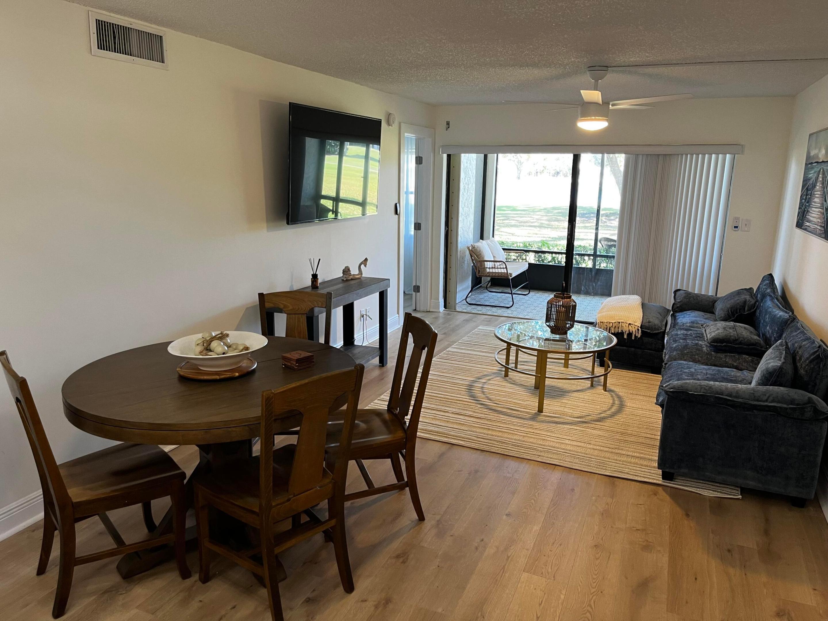 BRIARWOOD CONDO - Residential Lease