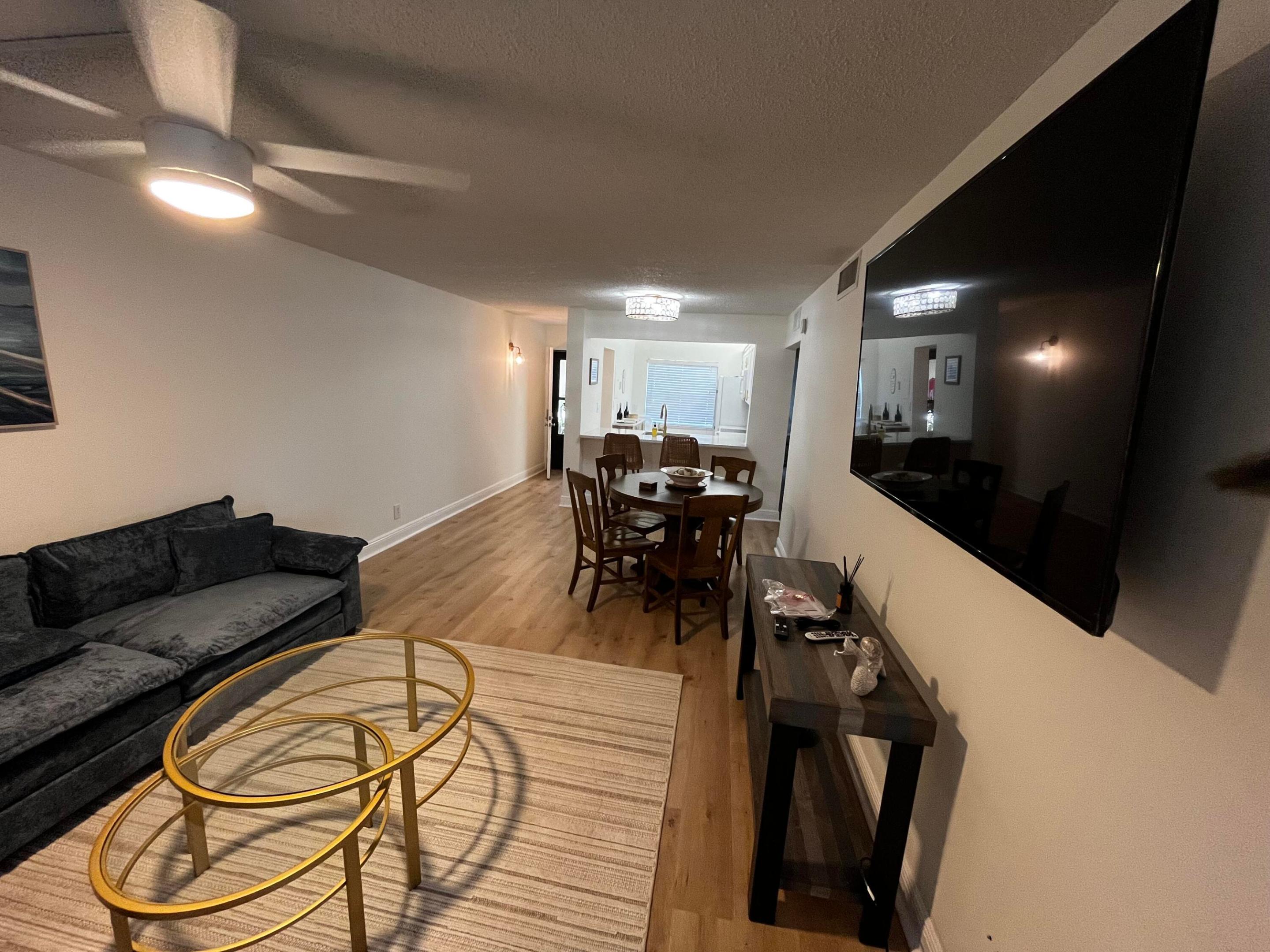 BRIARWOOD CONDO - Residential Lease