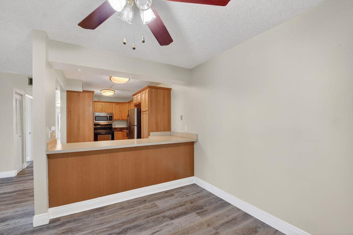 PALM CLUB VILLAGE I CONDO - Residential