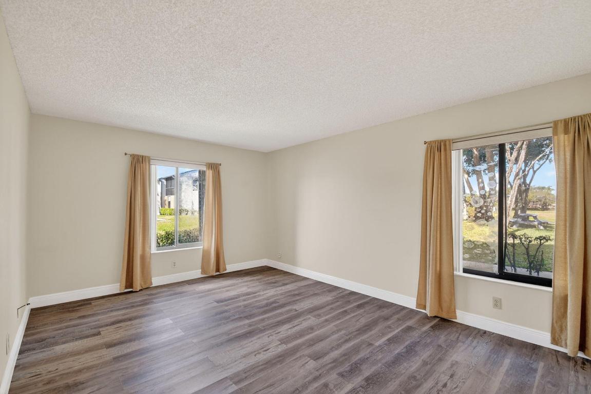 PALM CLUB VILLAGE I CONDO - Residential