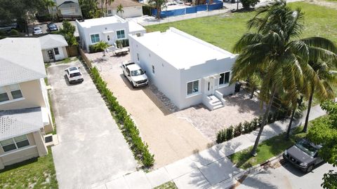 318 9th Street West Palm Beach FL 33401