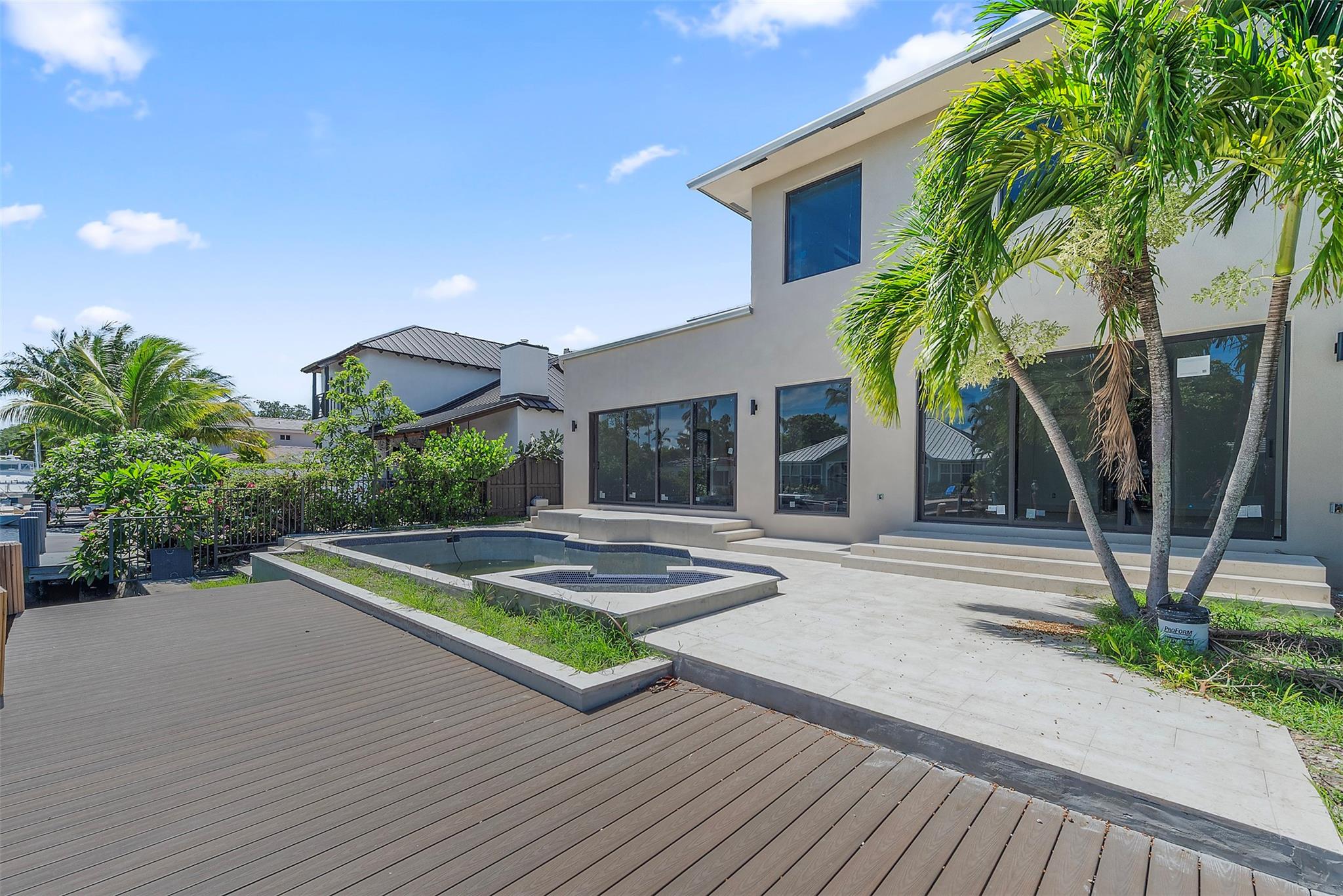 1308 Avocado Isle