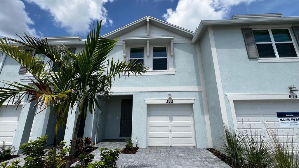 Photo of 518 Salisbury Circle, Fort Pierce, FL 34982 (MLS # R11103871)