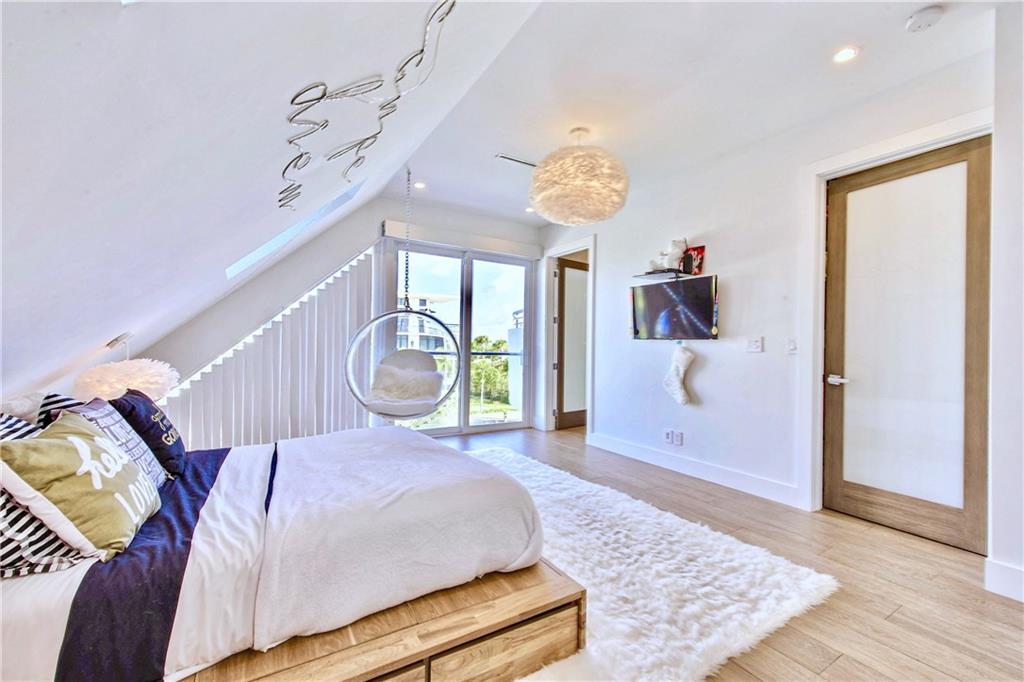 CORAL RIDGE - Residential