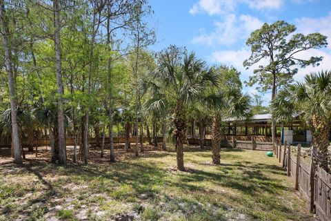 A home in Loxahatchee