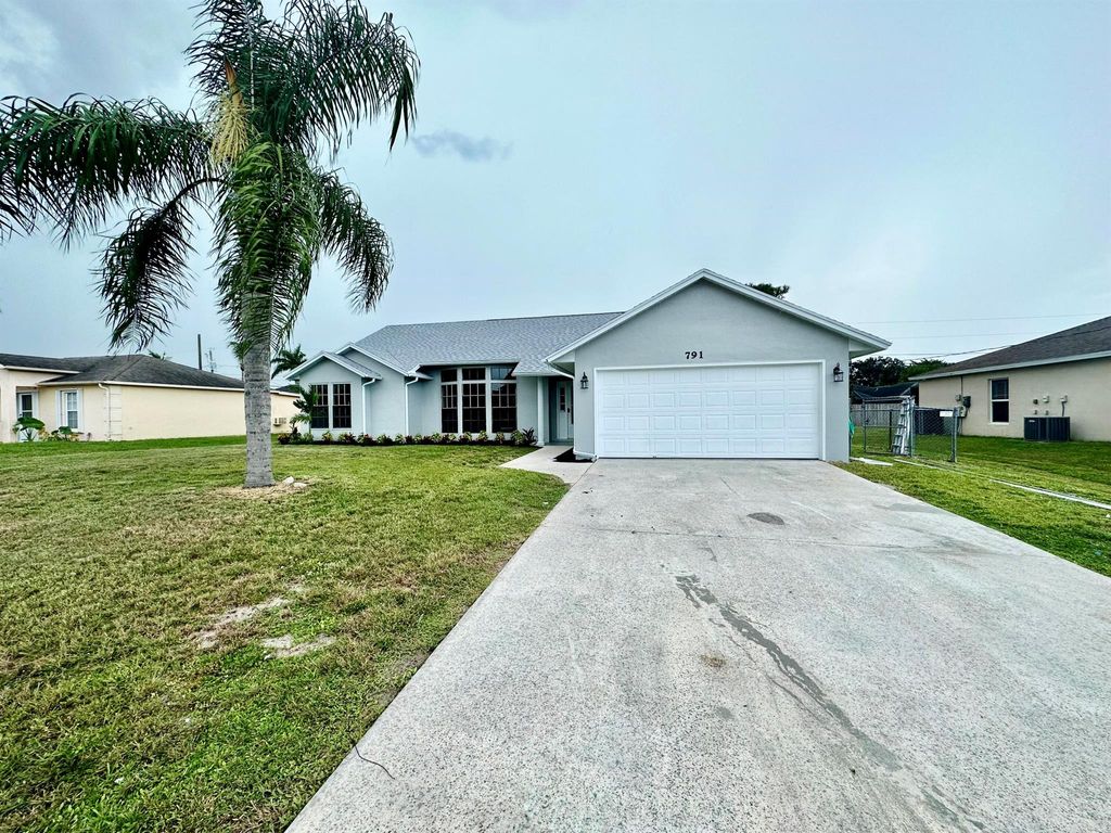 Photo of 791 SW General Patton Terrace, Port St Lucie, FL 34953 (MLS # R10918146)