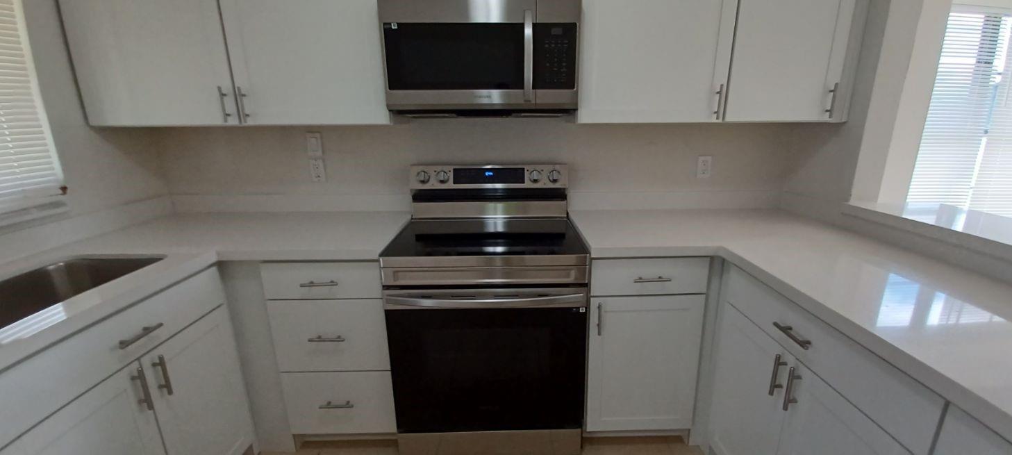 Villas Of Windmill Point - Residential Lease