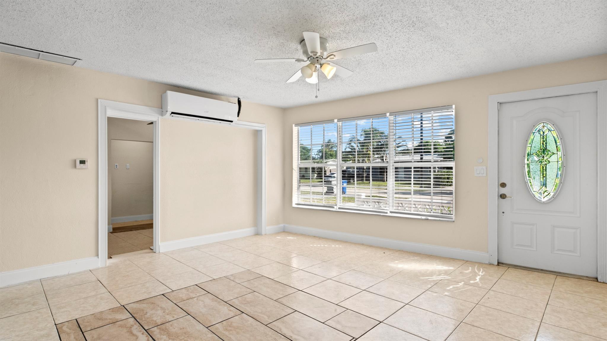 Cresthaven 6 41-37 B - Residential Lease