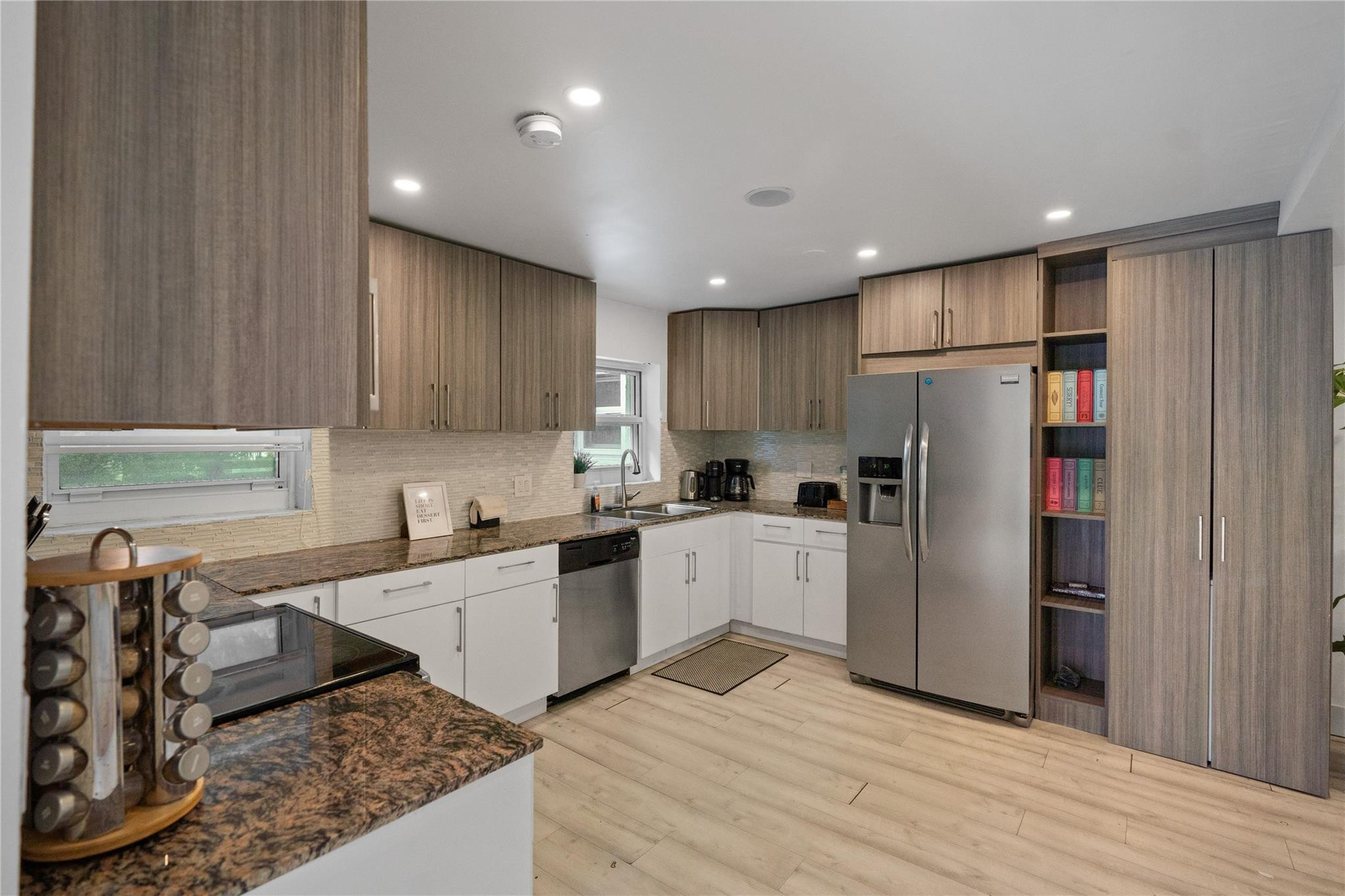 Canal Groves 22-31 B - Residential