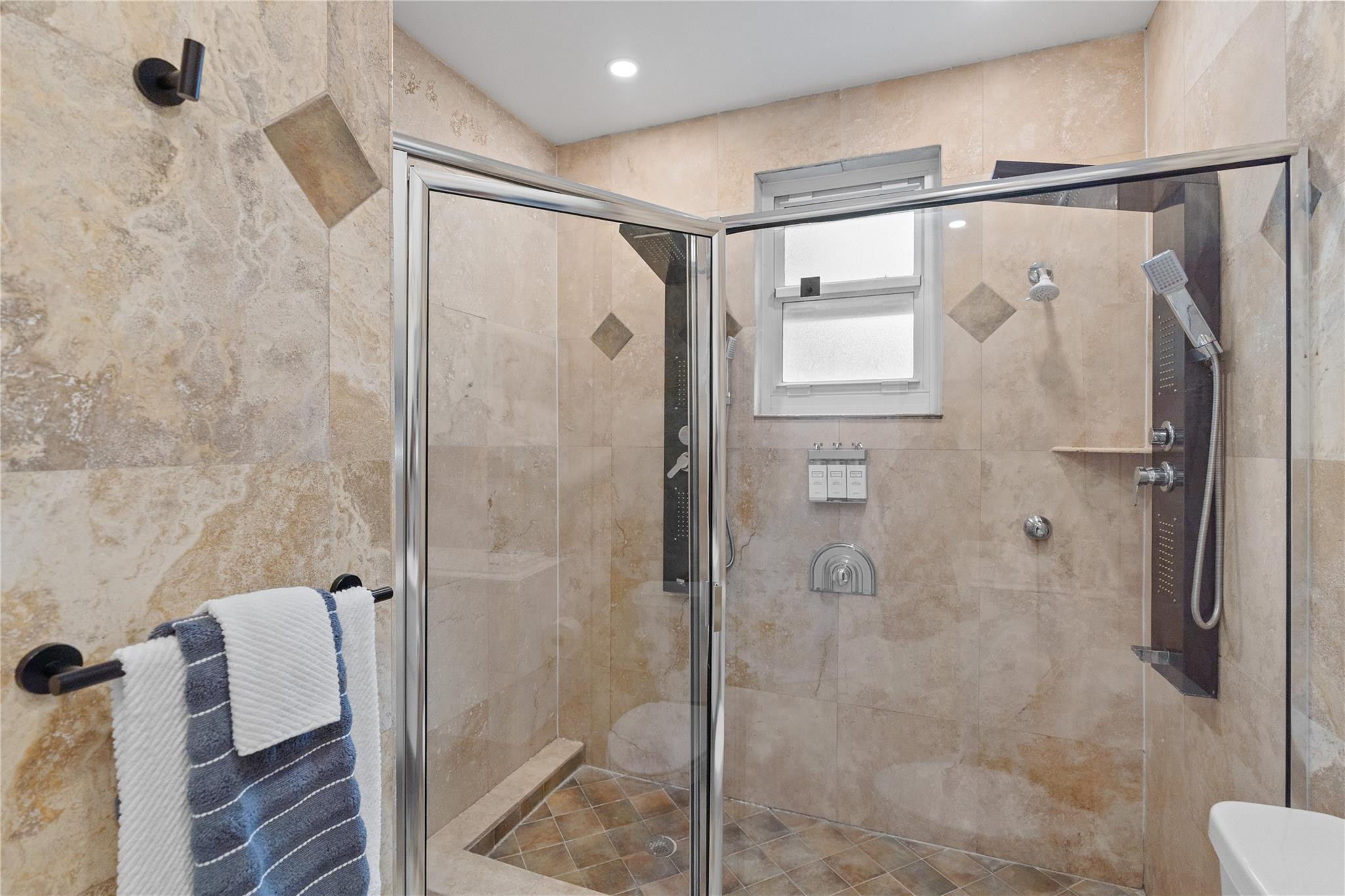 Canal Groves 22-31 B - Residential