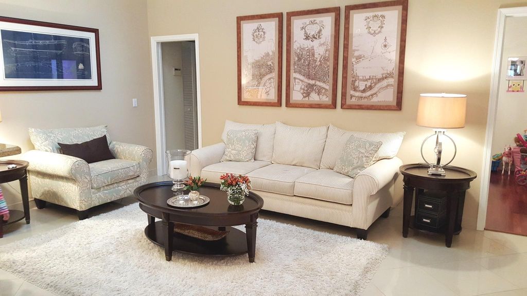Photo of 392 Seneca Lane, Boca Raton, FL 33487 (MLS # R11079889)