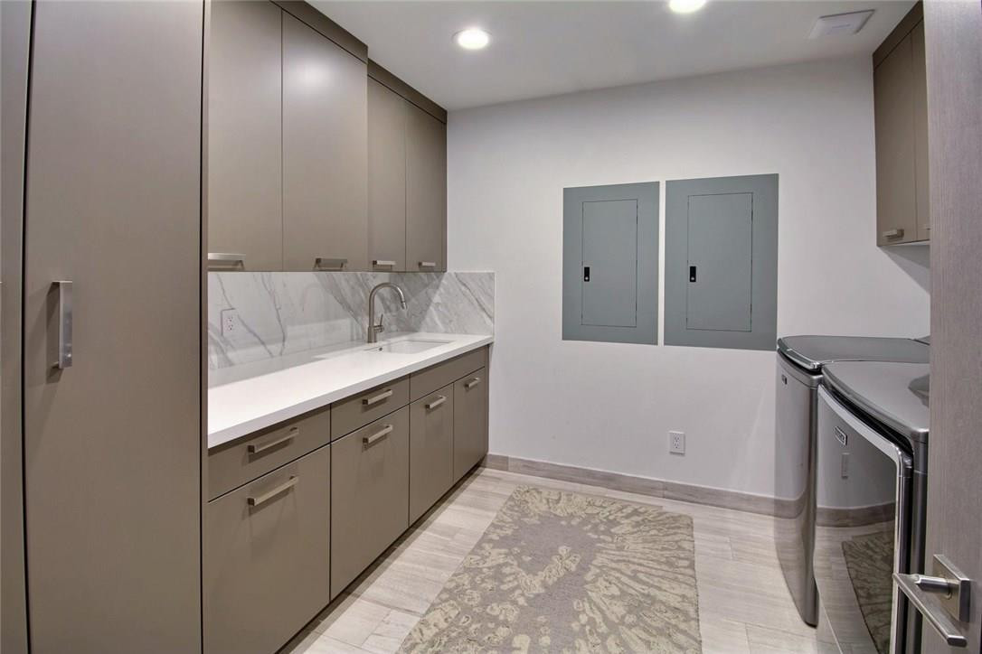 The Palms - Residential