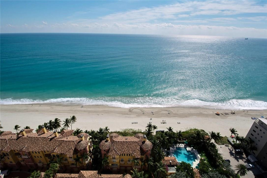 The Palms - Residential