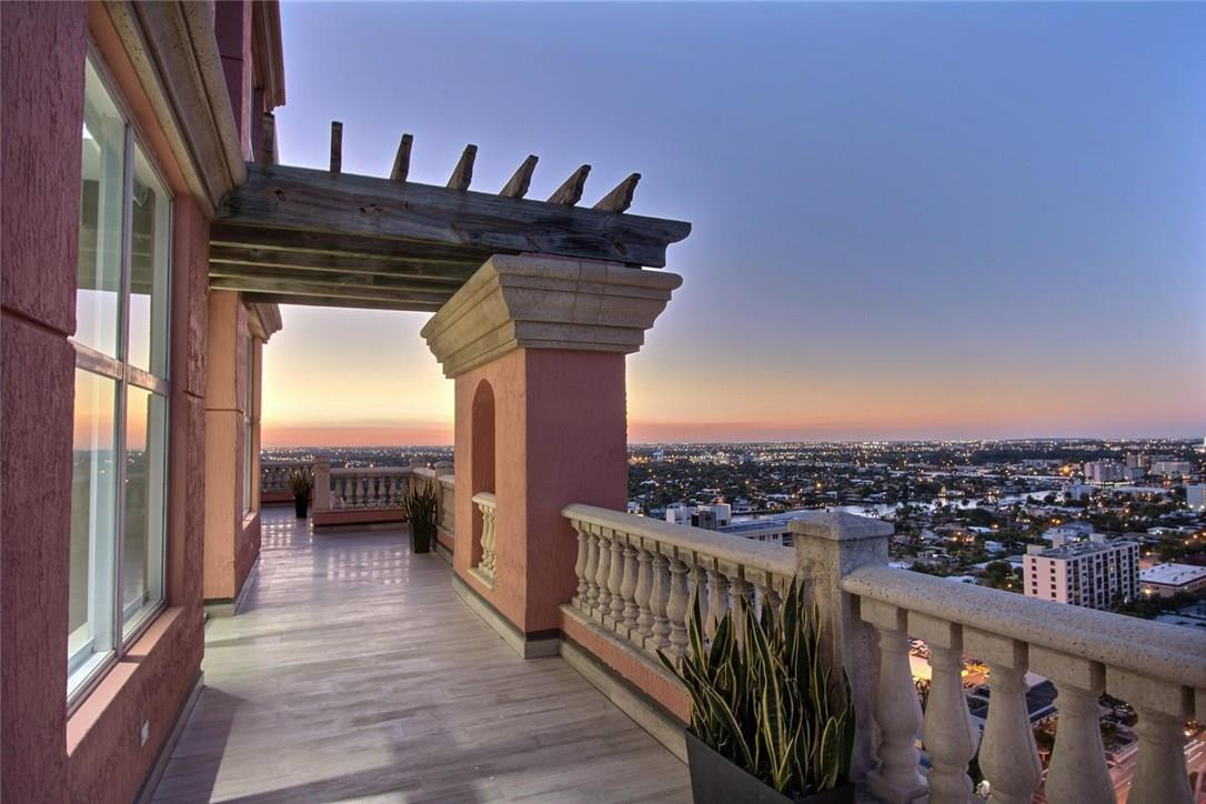 The Palms - Residential