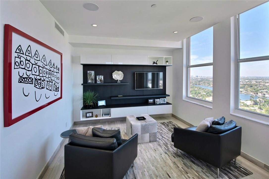 The Palms - Residential