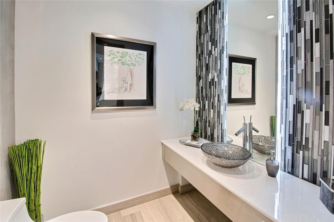 The Palms - Residential