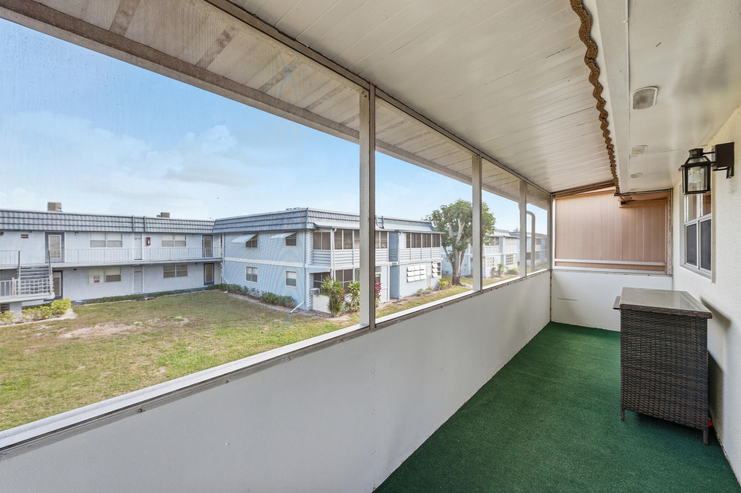 KINGS POINT - Residential