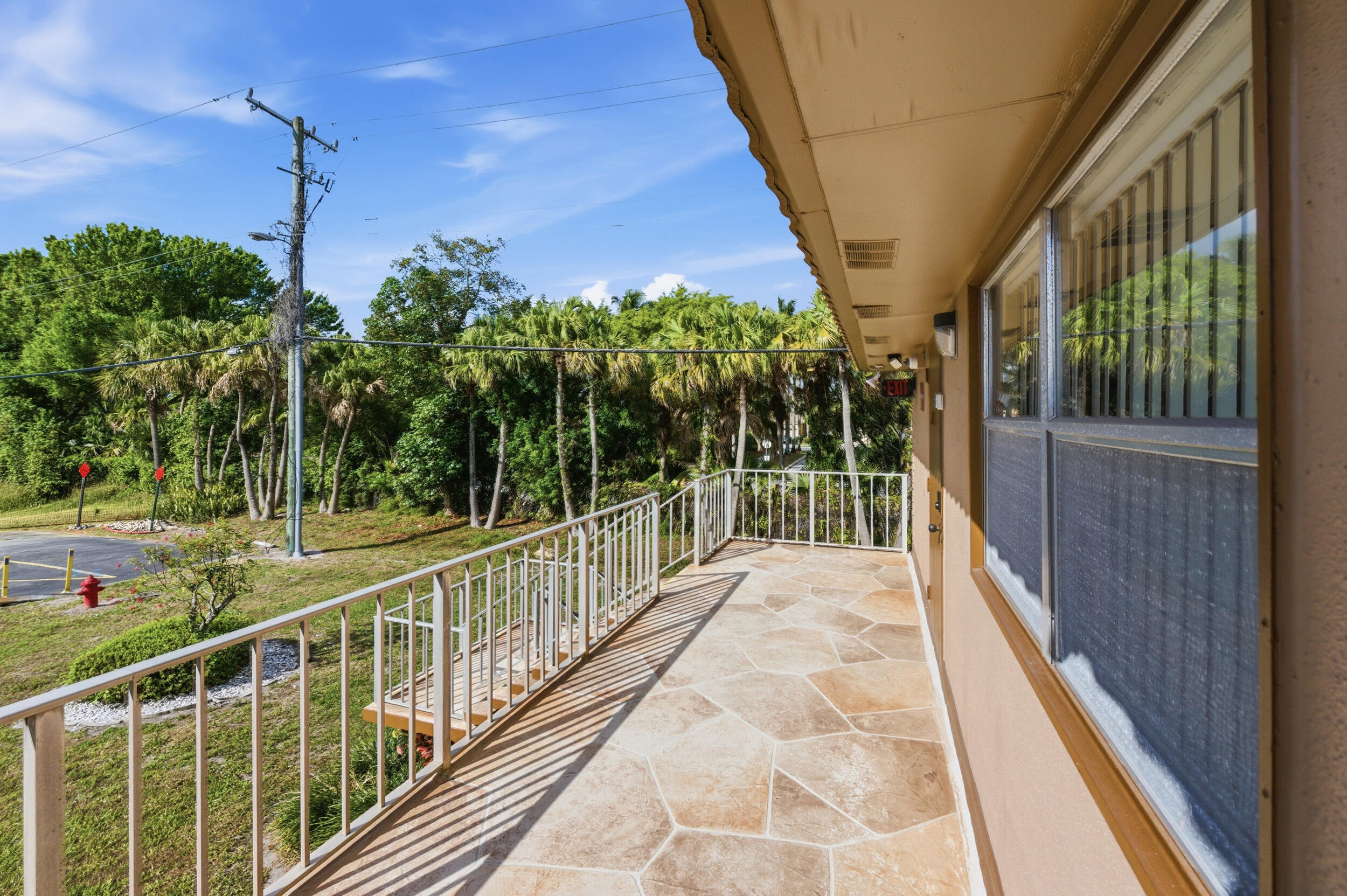 KINGS POINT - Residential