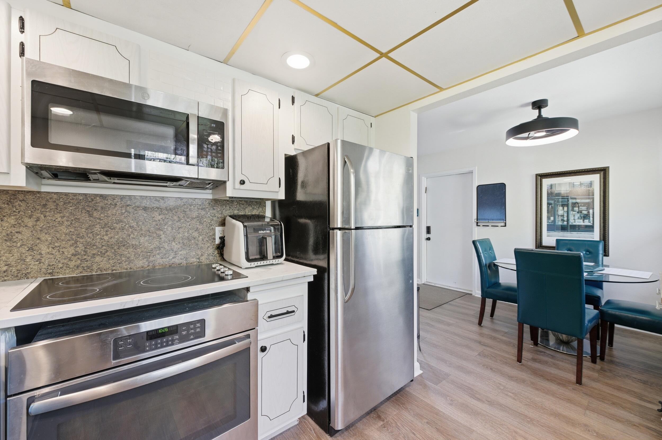 KINGS POINT - Residential