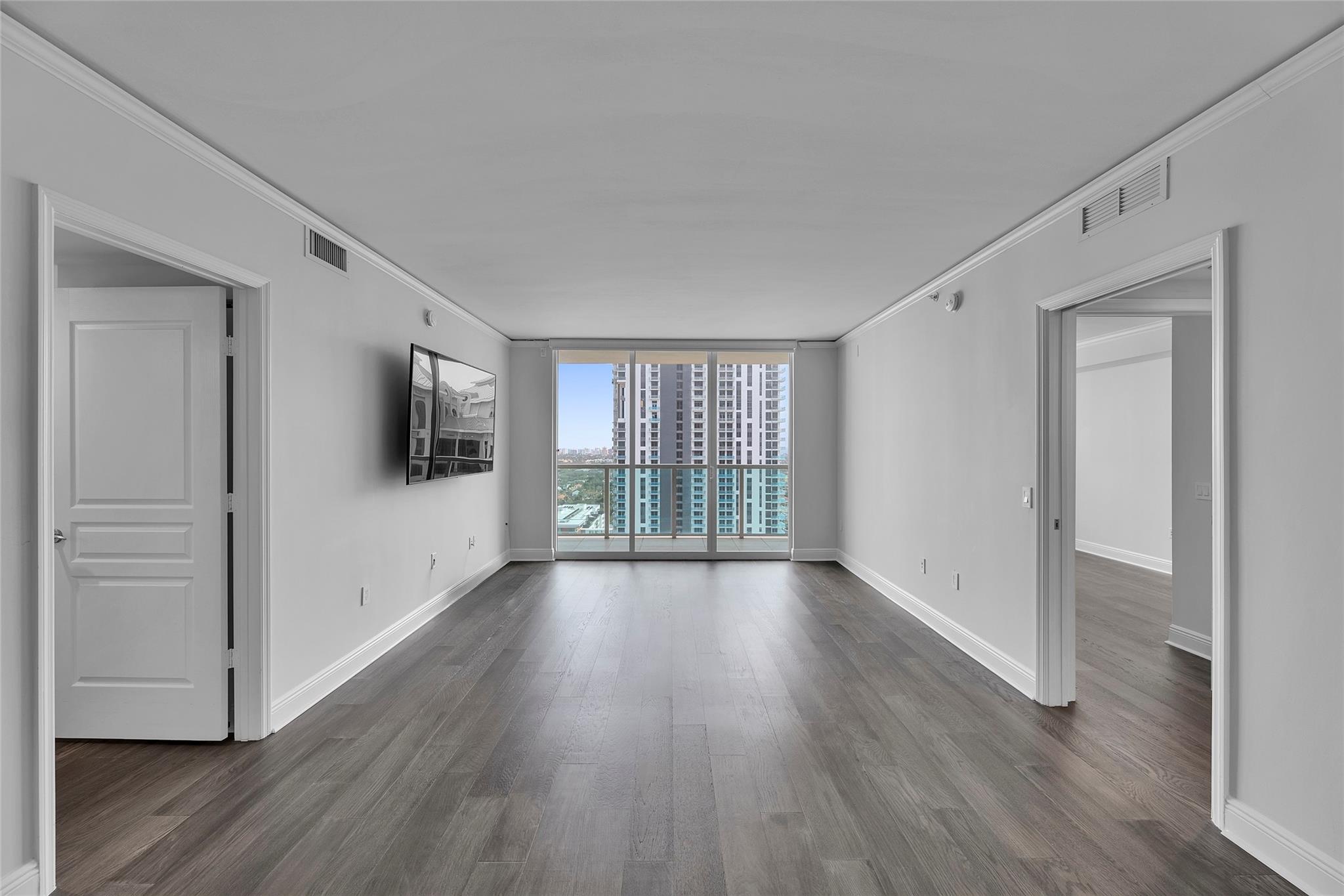 350 LAS OLAS - Residential