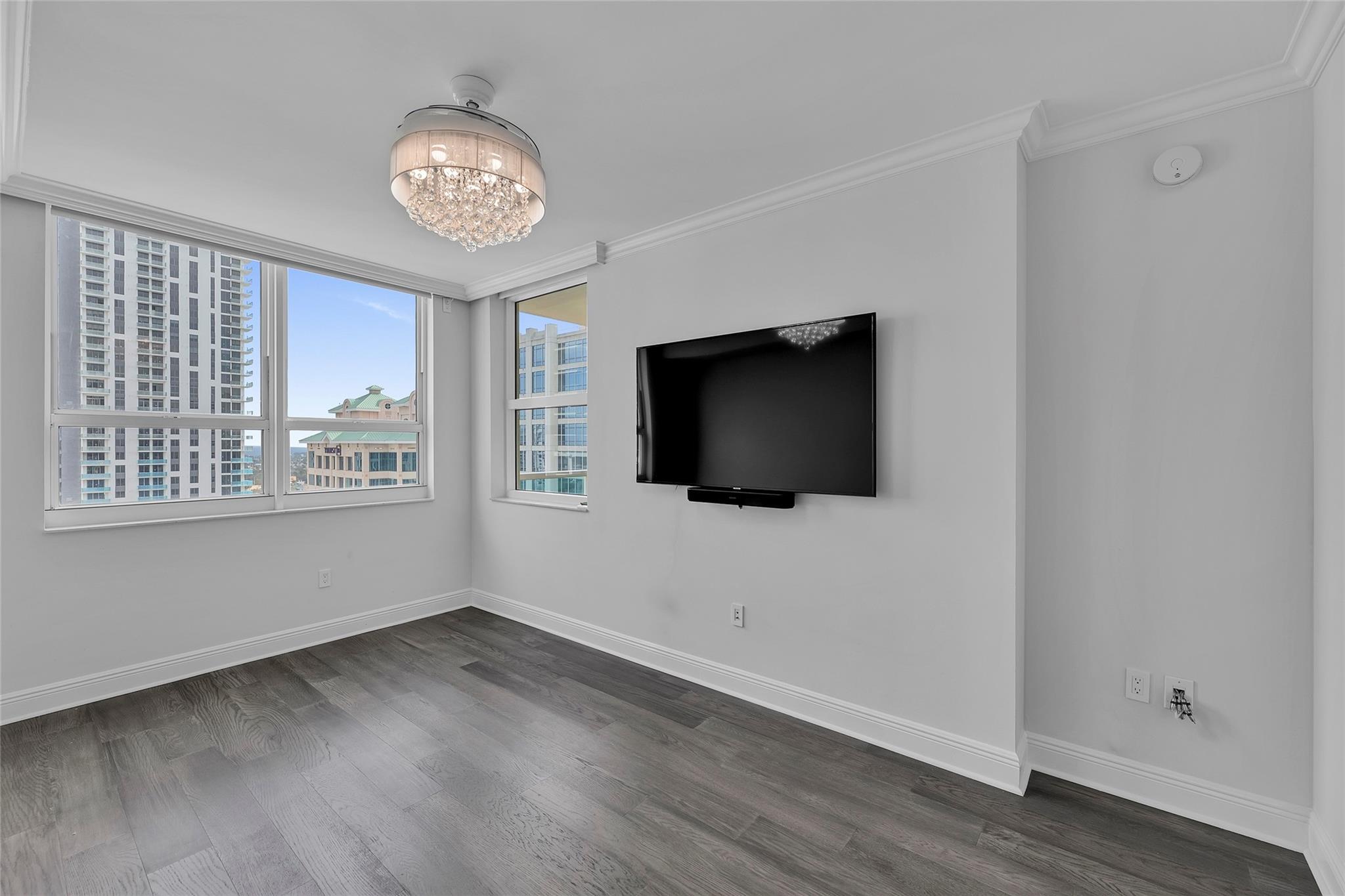 350 LAS OLAS - Residential