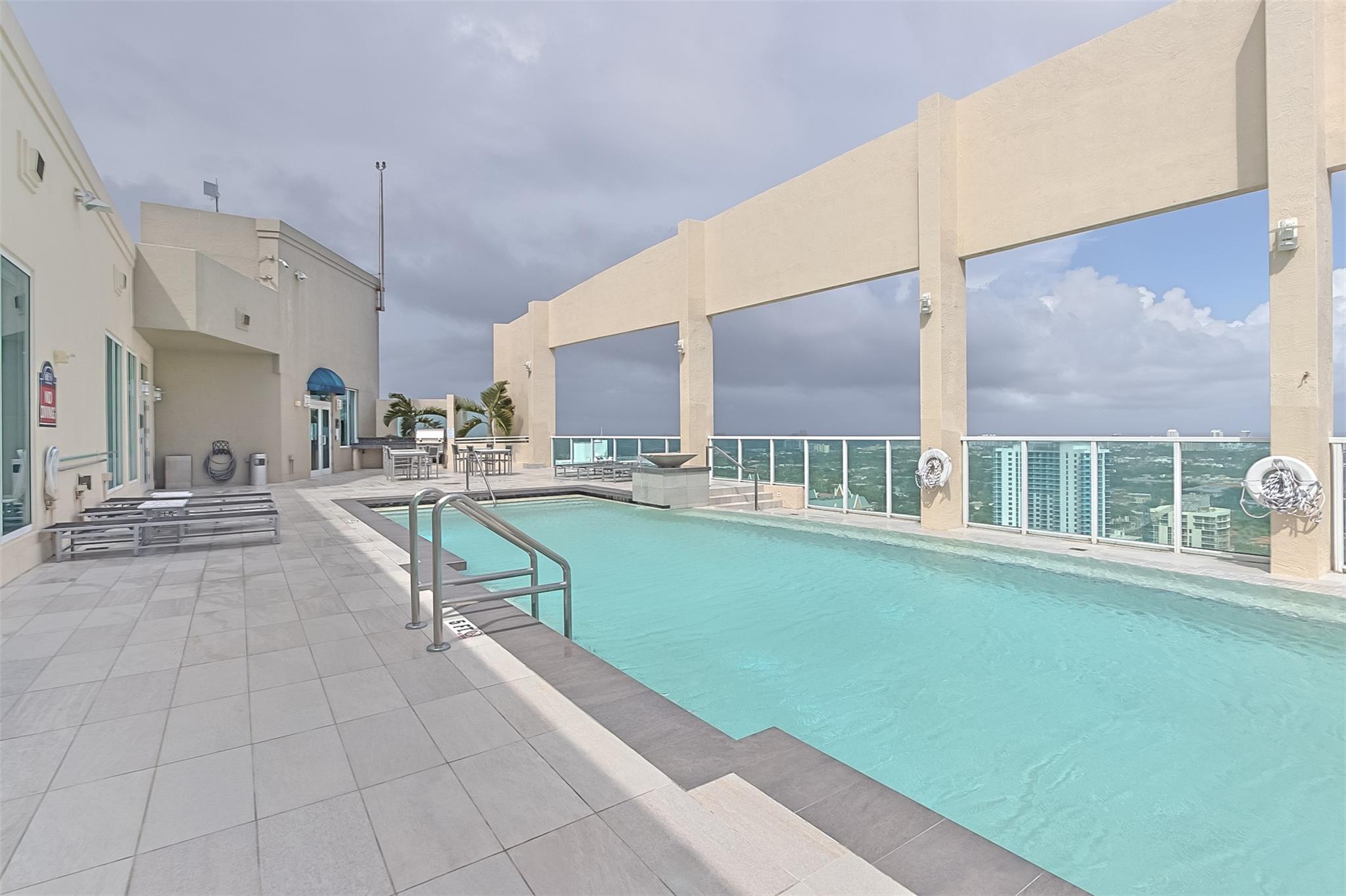 350 LAS OLAS - Residential