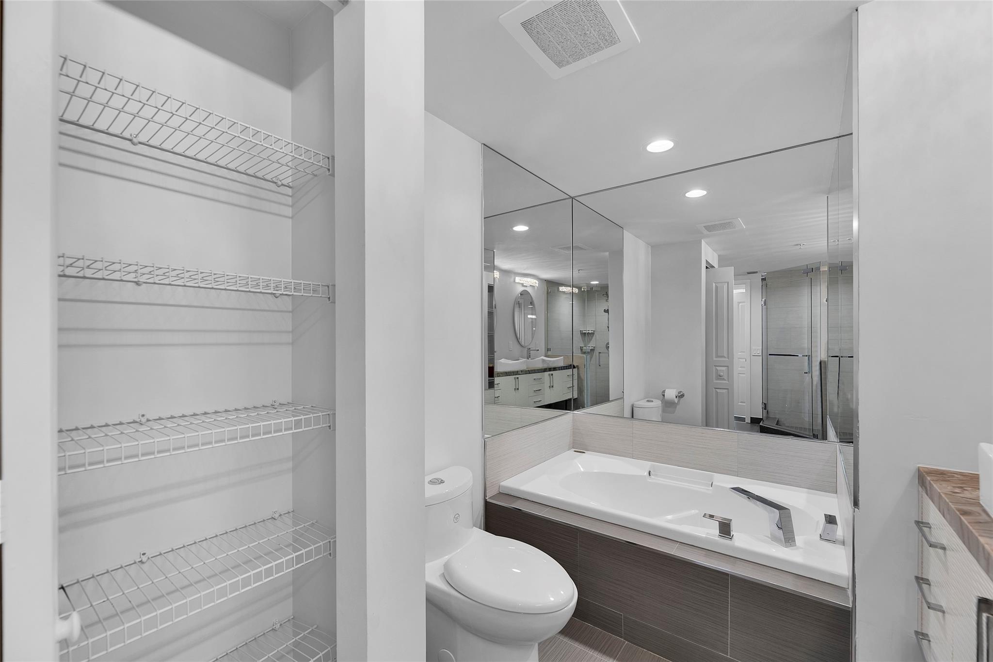 350 LAS OLAS - Residential