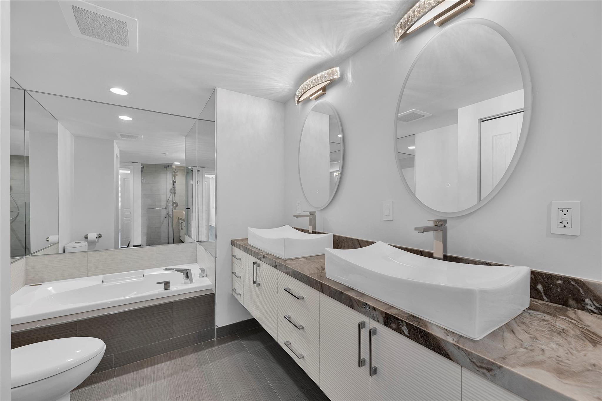 350 LAS OLAS - Residential