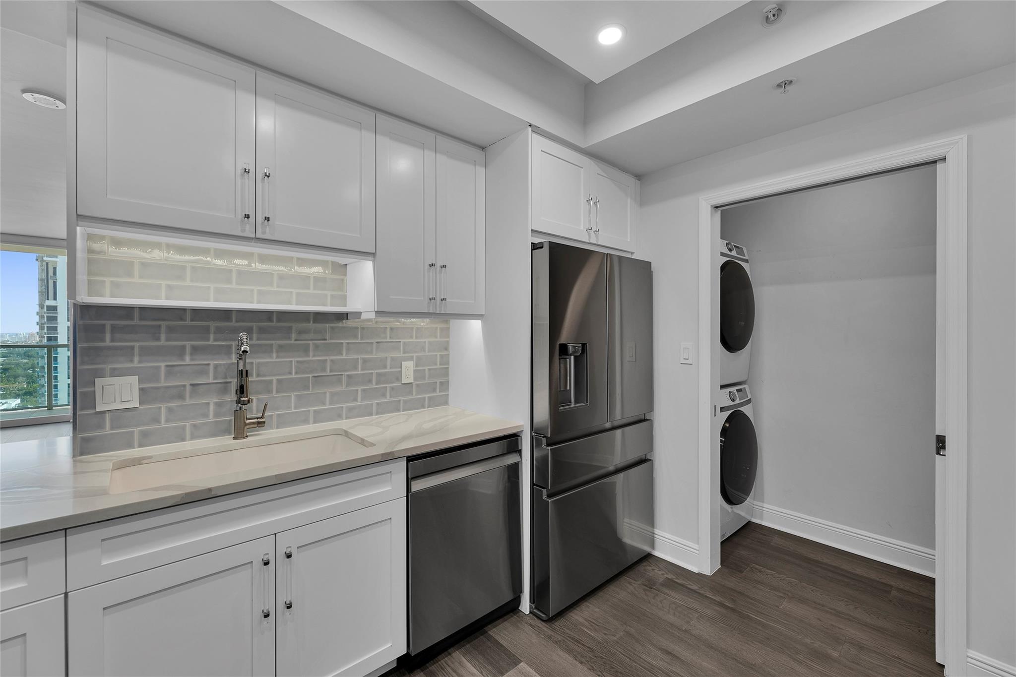 350 LAS OLAS - Residential