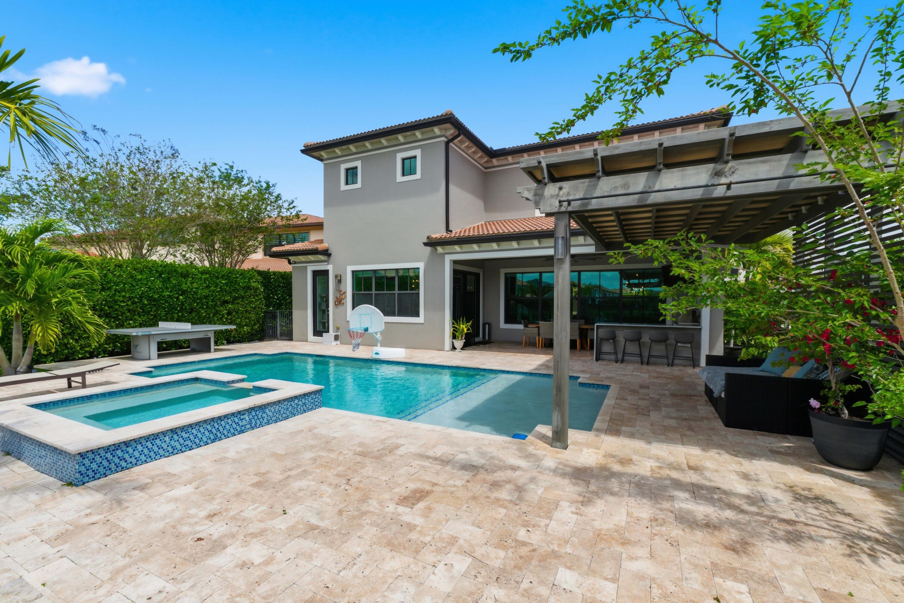 BRUSCHI PROPERTY - Residential