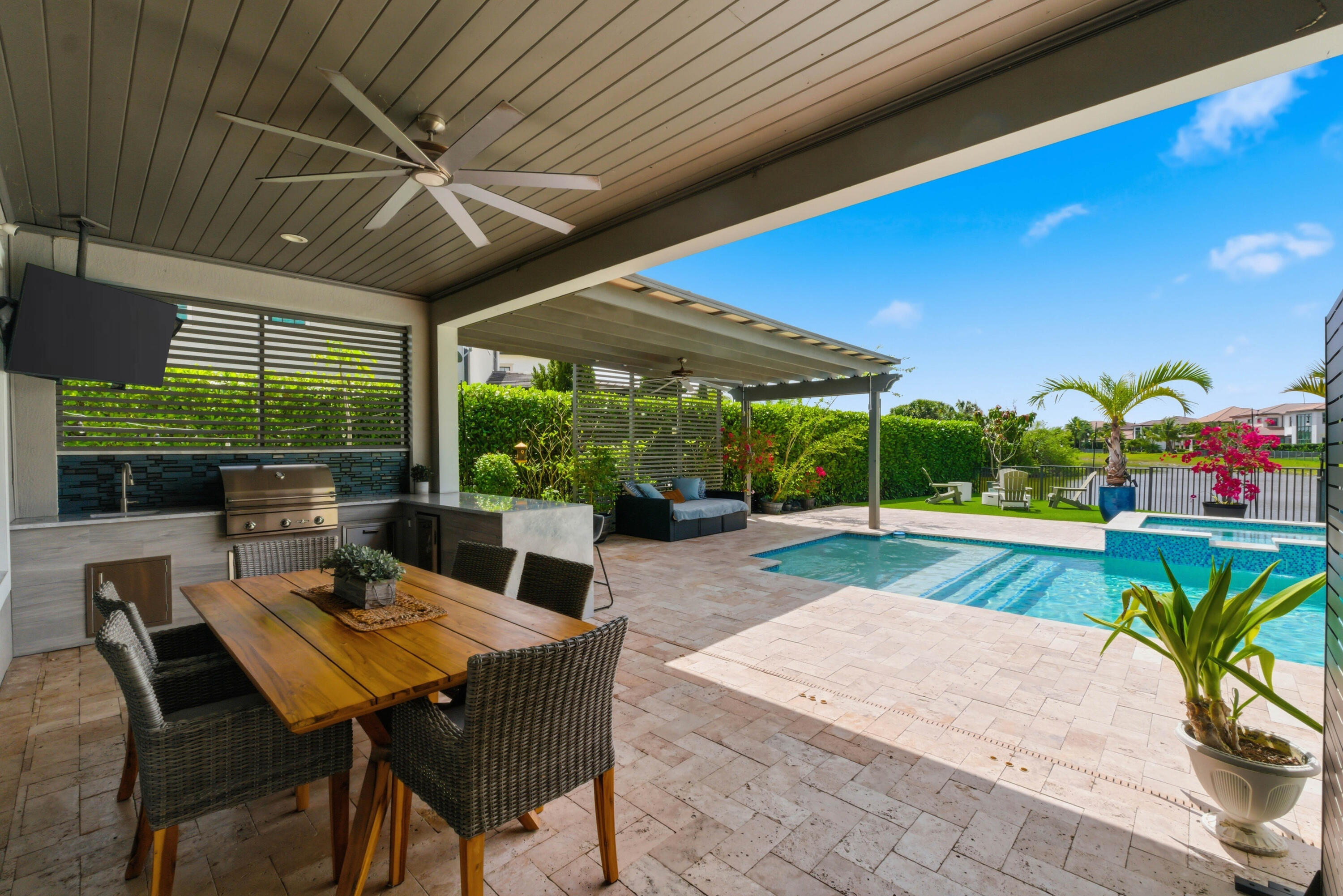 BRUSCHI PROPERTY - Residential