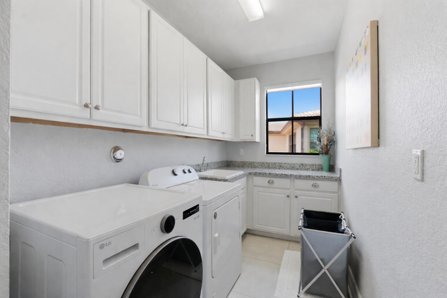 BRUSCHI PROPERTY - Residential